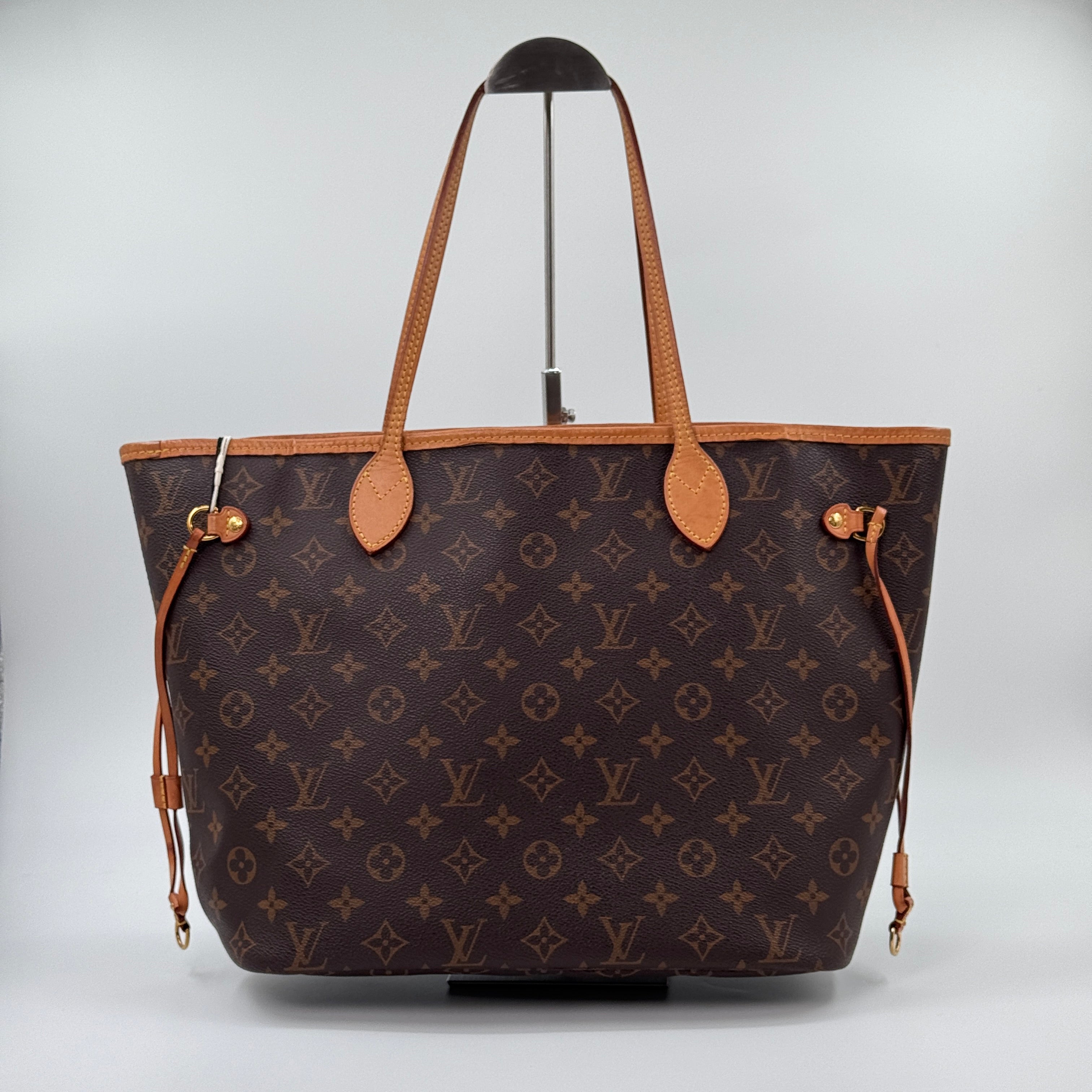 Pre‑owned Louis Vuitton Neverfull MM Monogram Tote Bag Red Interior