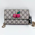 GUCCI canvas Crossbody Bags GG Supreme Cherry WOC Chain Crossbody Wallet Bag