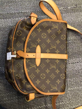 Pre‑owned Louis Vuitton Monogram Saumur Crossbody Saddle Messenger Bag