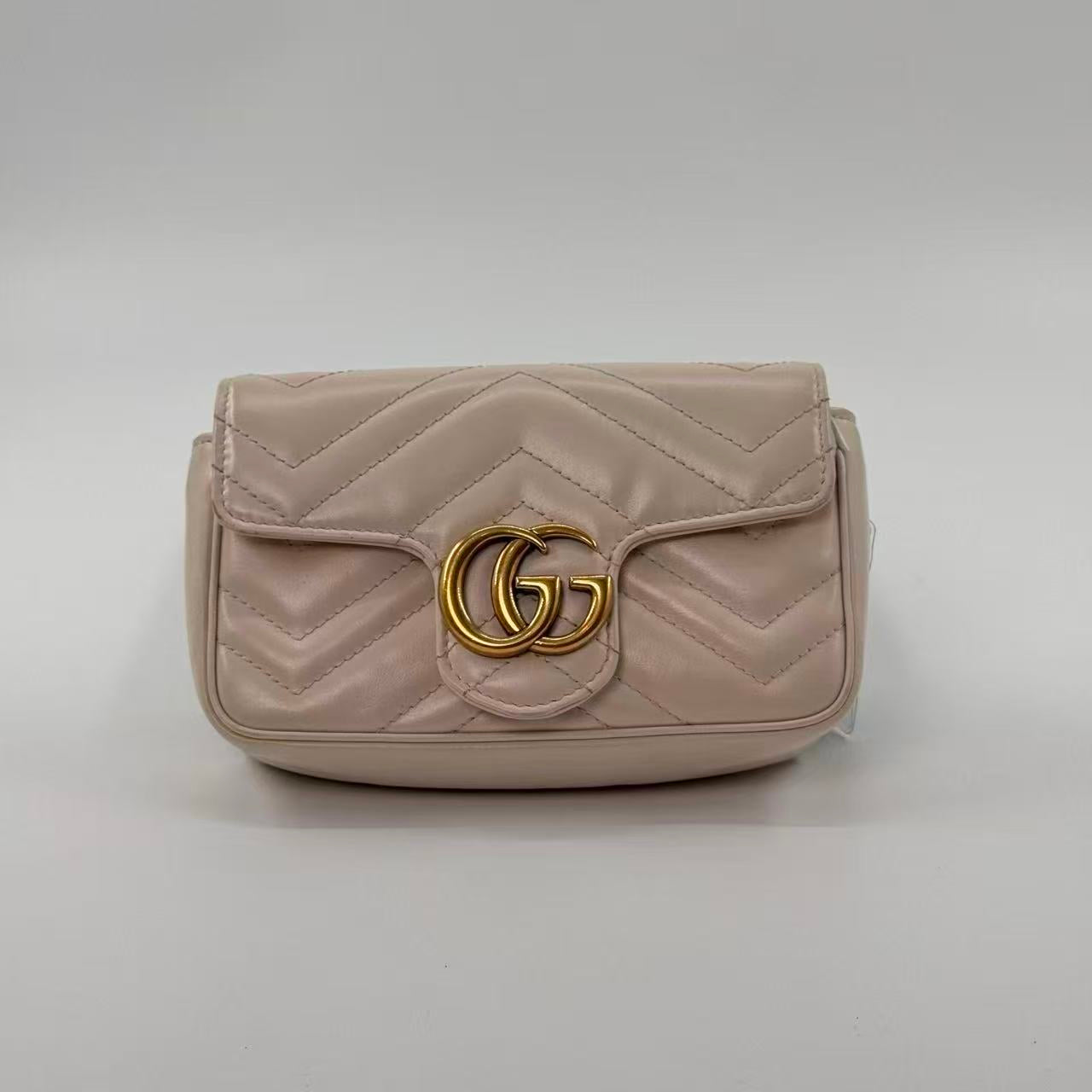 Pre‑owned Gucci GG Marmont White Chevron Quilted Leather Chain Crossbody Bag