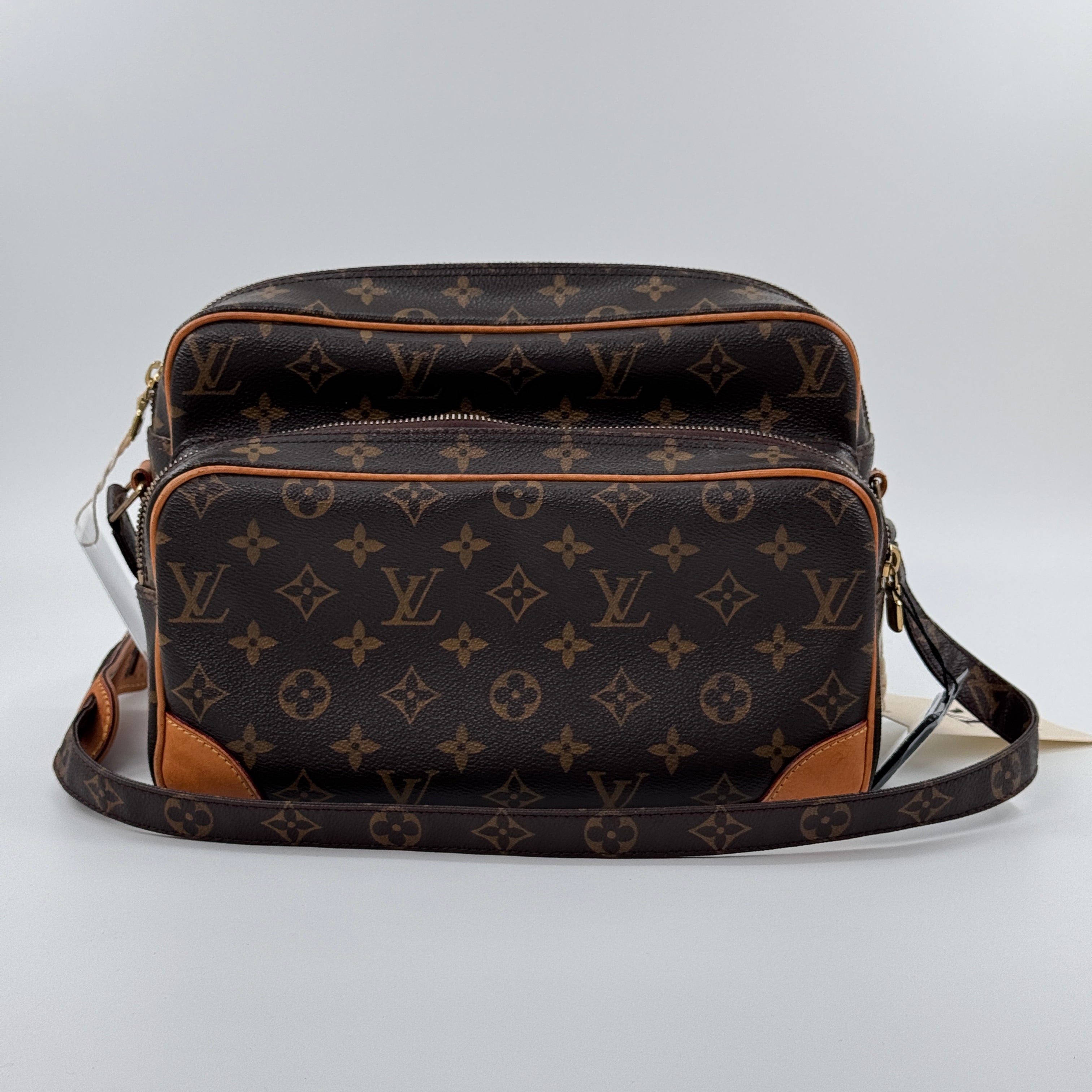 Louis Vuitton Reporter PM Monogram Crossbody Camera Bag