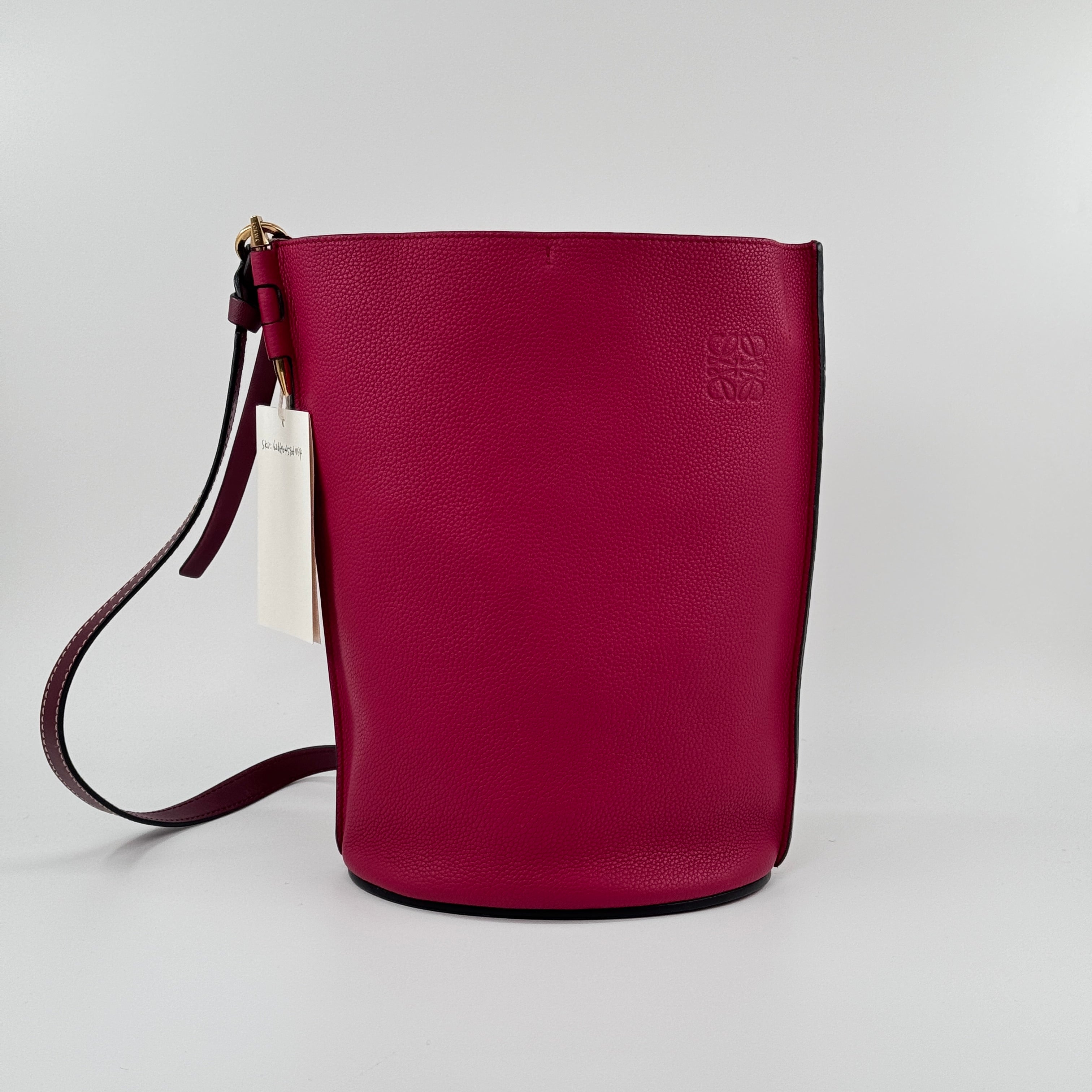 Loewe Pebble Bucket Bag in Red Grainy Calfskin